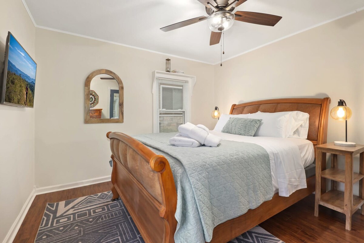 The Traveler - Walkable to DT Bentonville