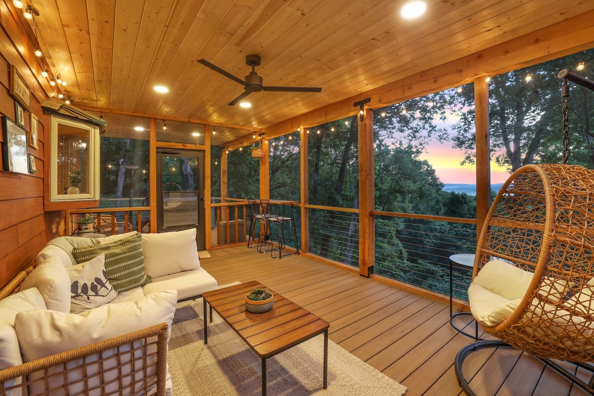 Redwoods Rising - Sweeping Views - Hot Tub
