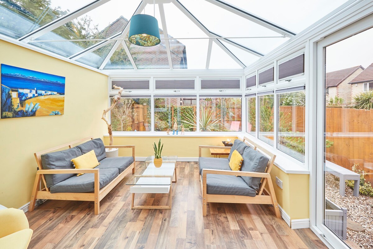 Garden Cottage, Durham - Host & Stay