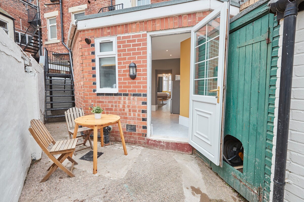 Northville Arrifana, Whitley Bay - Host & Stay