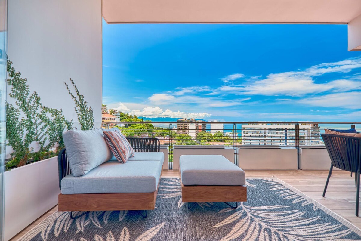 NEW Luxury Modern Condo in SOHO PV! Best Rooftop! - Photo 25