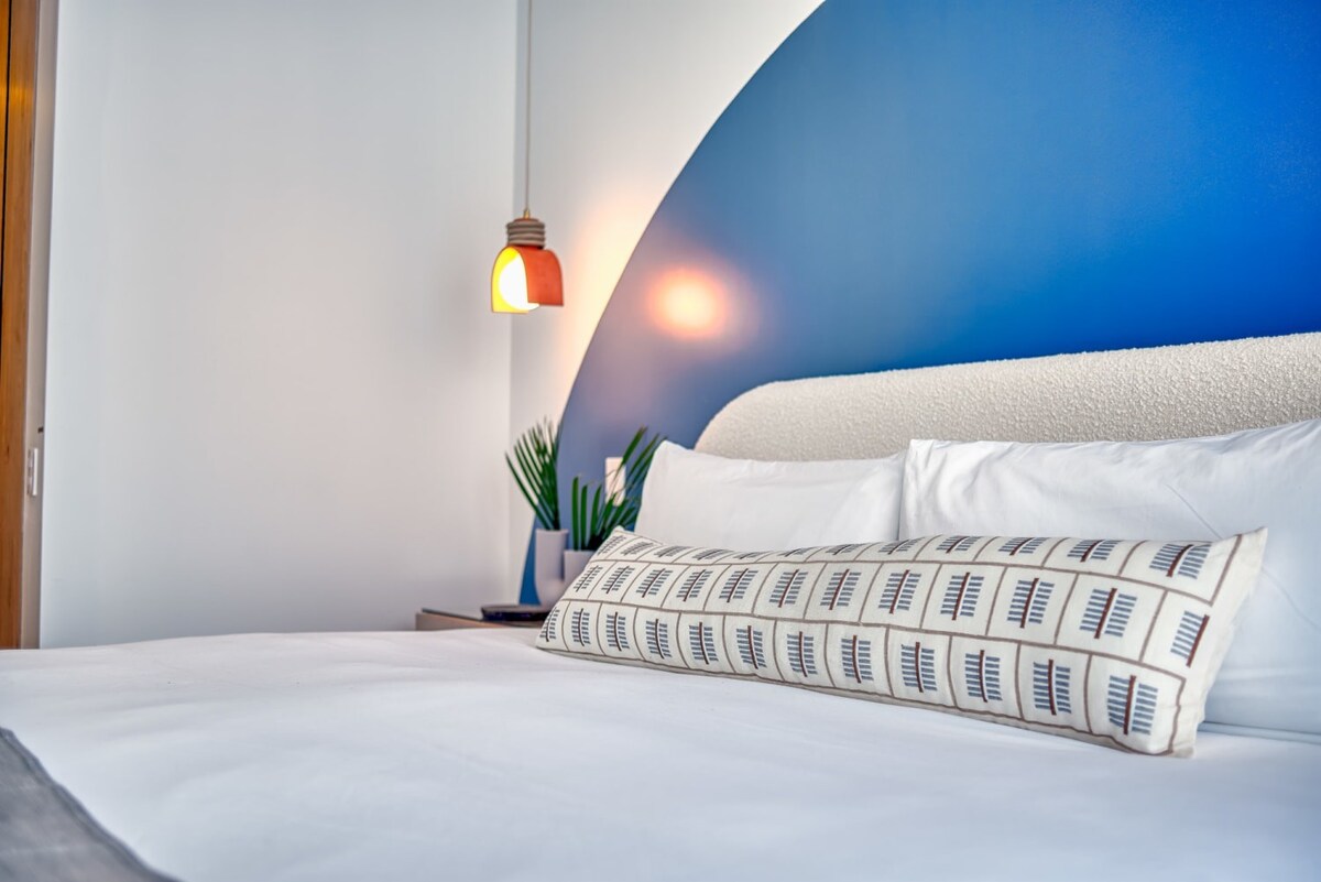NEW Luxury Modern Condo in SOHO PV! Best Rooftop! - Photo 35