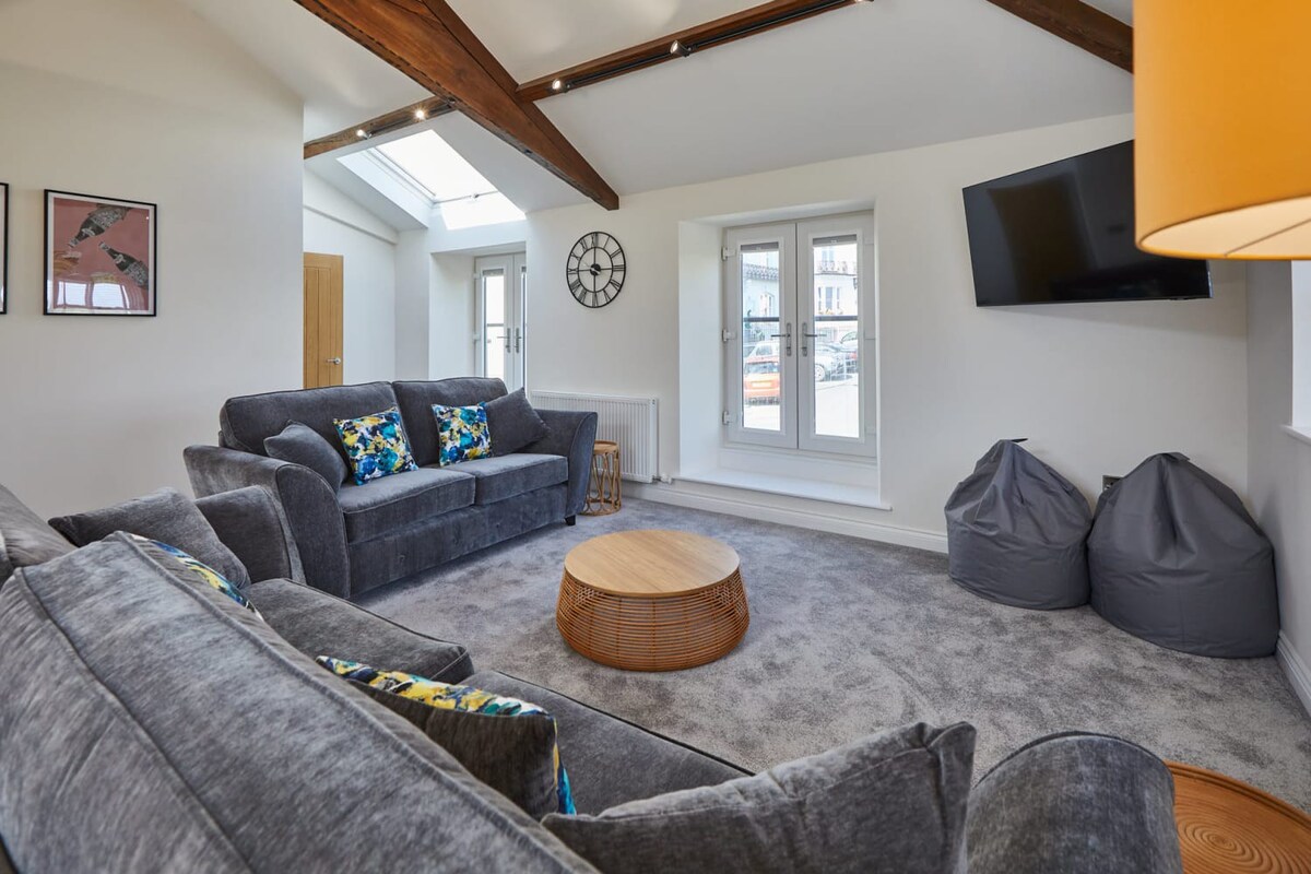 1 The Mount, Whitby - Host & Stay