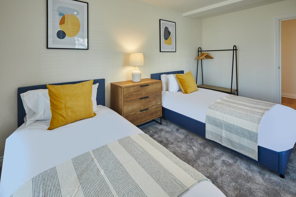 1 The Mount, Whitby - Host & Stay