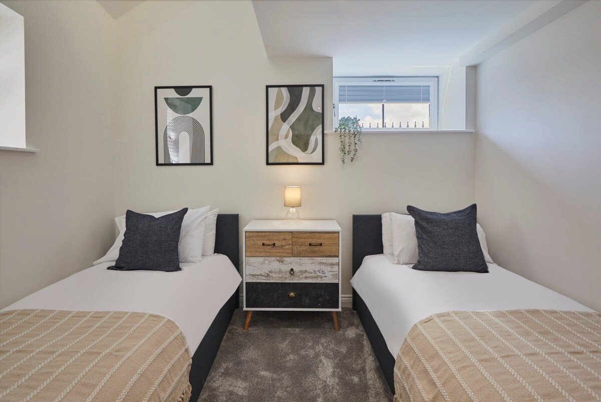 4 The Mount, Whitby - Host & Stay