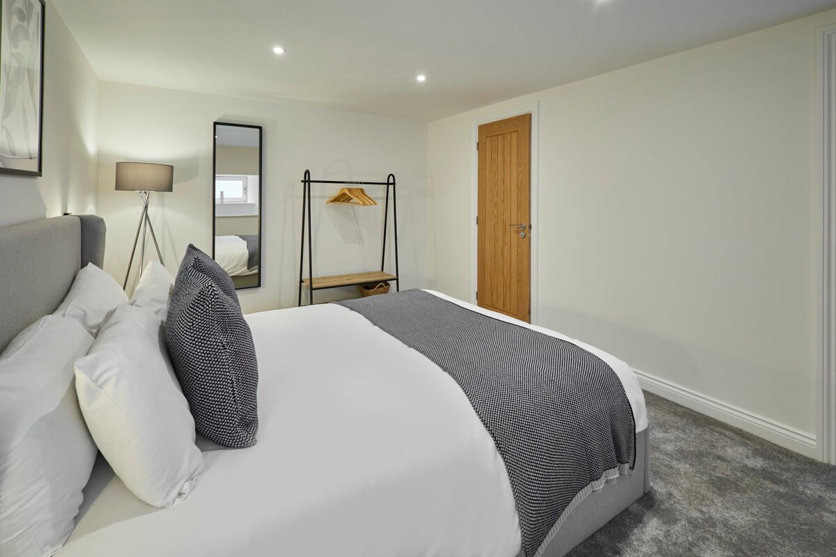 2 The Mount, Whitby - Host & Stay