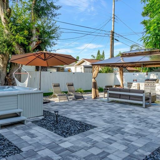 Backyard Oasis! Hot Tub, Games & BBQ! Mini-Golf! - Foto 26