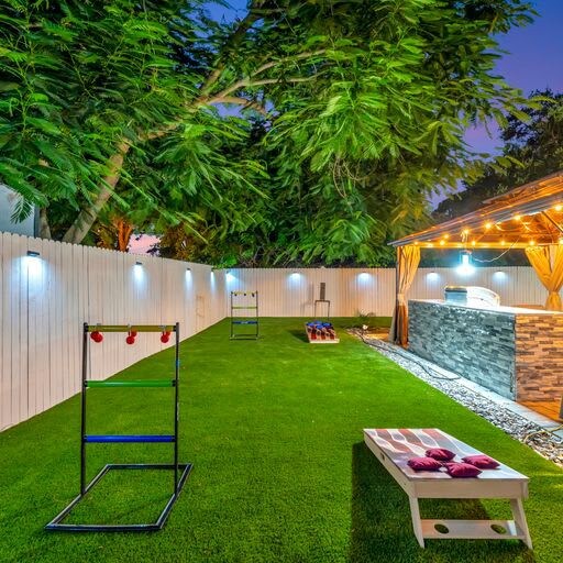 Backyard Oasis! Hot Tub, Games & BBQ! Mini-Golf! - Foto 25