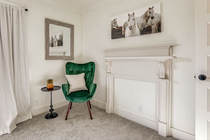 2 BR Highland House of Historic DWTN Franklin