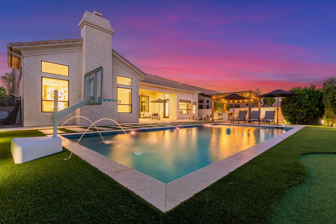 Anderson LUX Estate/Private Bar&Pool/Sleeps 12 — Scottsdale, AZ — vacation rental