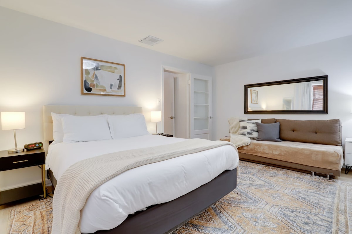 Sojourn Studio Bird House at Palisades Place | #2
