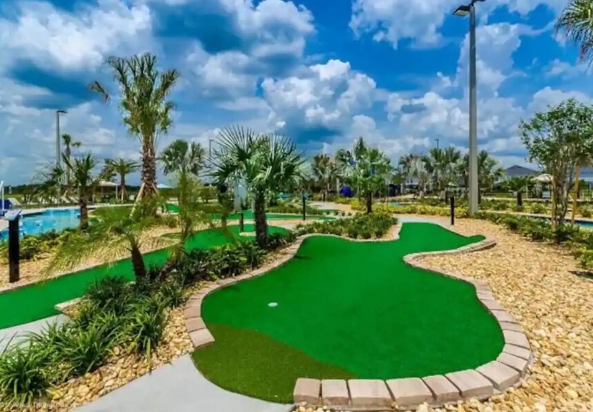 3BR Condo w/ Free Waterpark – 12 Mins to Disney