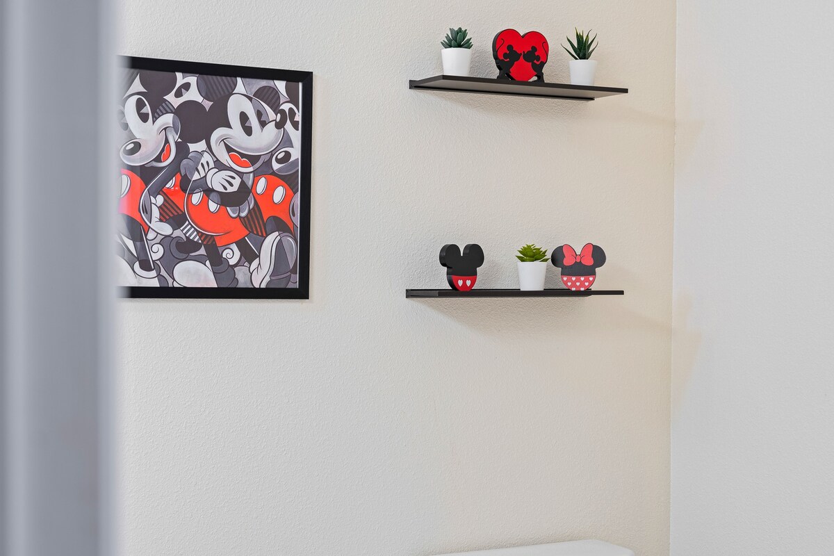 3BR Condo w/ Free Waterpark – 12 Mins to Disney