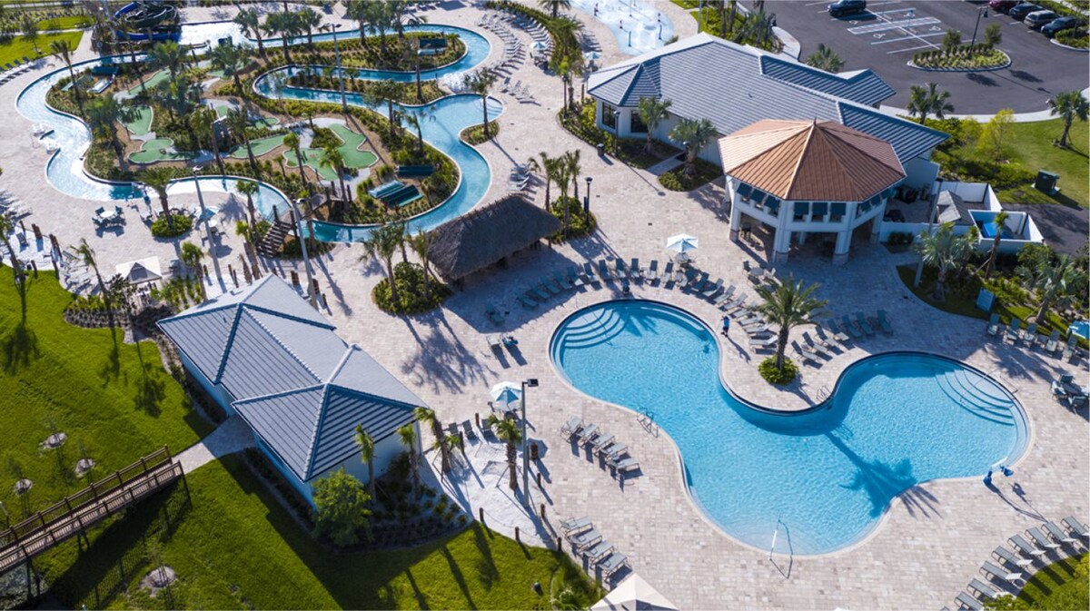 3BR Condo w/ Free Waterpark – 12 Mins to Disney