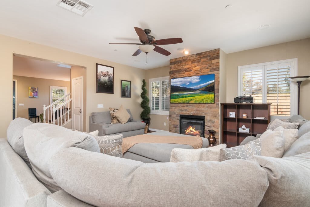 Minutes to Wineries | Outdoor Oasis | Pool Table 3