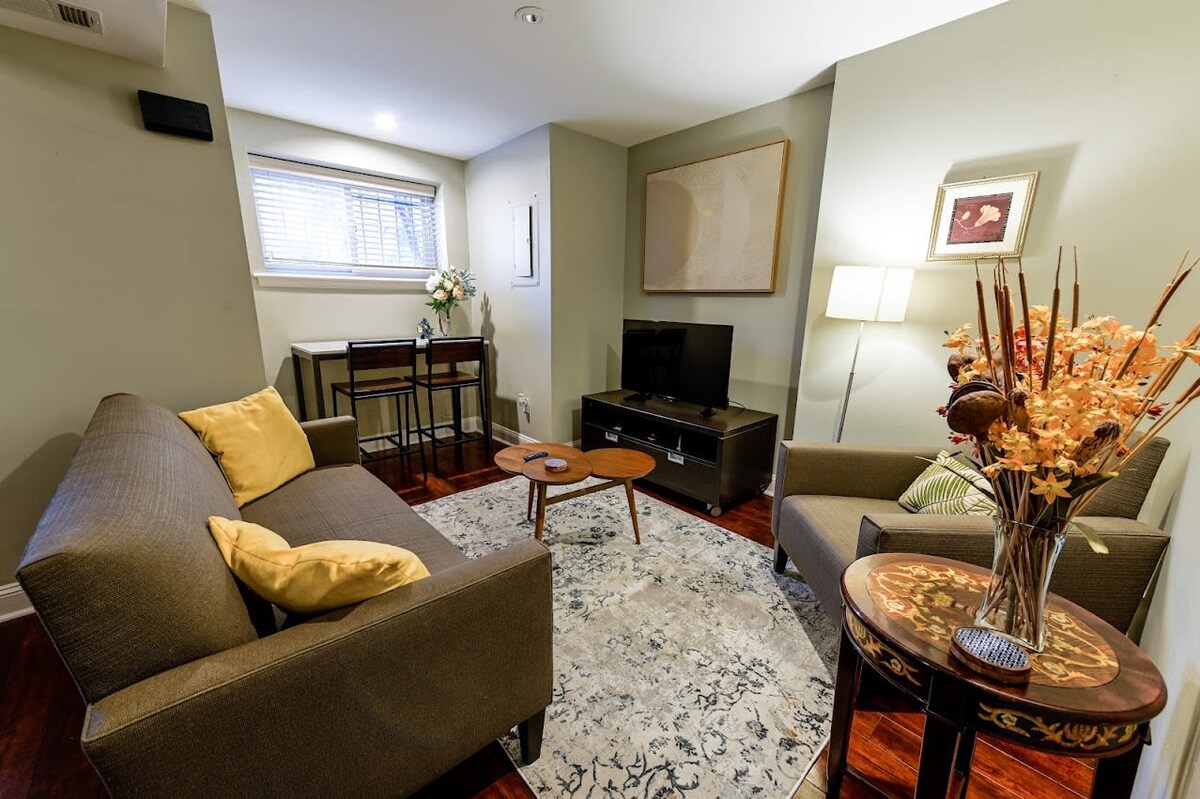 Logan Circle/14th St. Quiet Entire One BR Suite — District of Columbia, DC — vacation rental