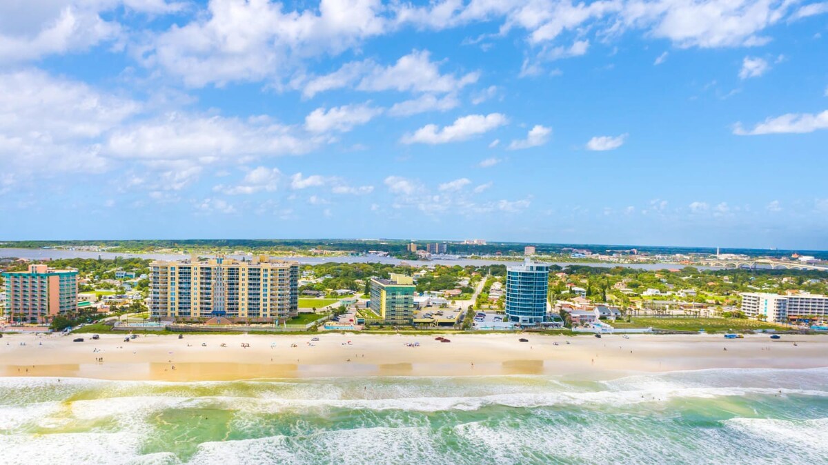 Pair-A-Dise Suites at Oceanside Inn | Beach & Pool
