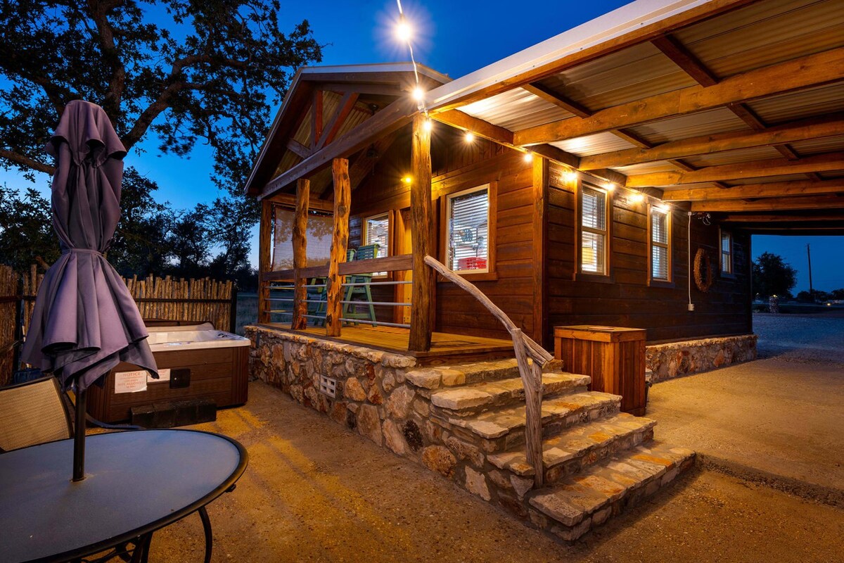 Rockin' R - Morning Star Cabin — Fredericksburg, TX — vacation rental