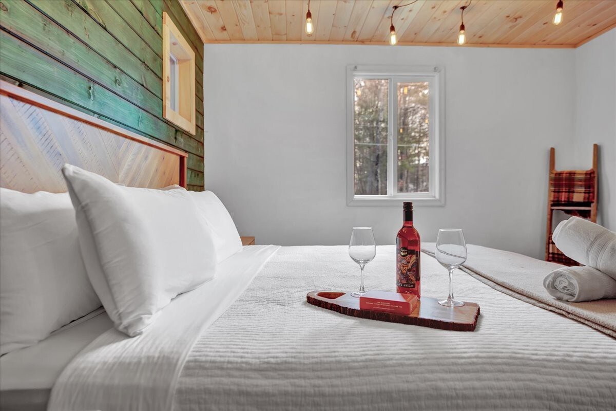 Enchanted A-Frame Cabin | Hot Tub | Firepit