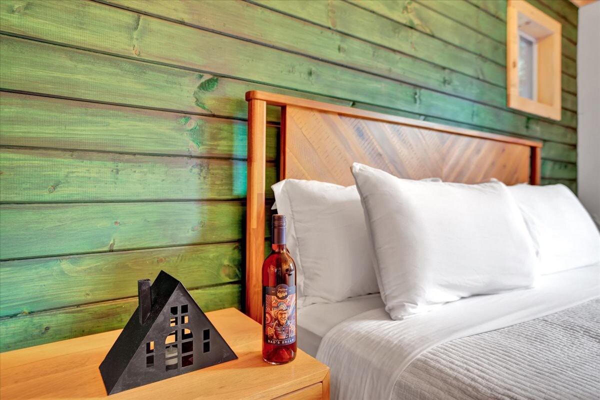 Enchanted A-Frame Cabin | Hot Tub | Firepit