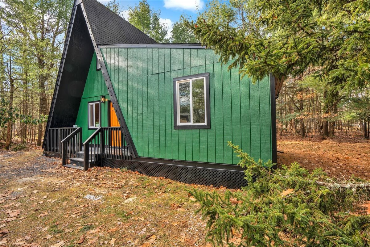 Enchanted A-Frame Cabin | Hot Tub | Firepit
