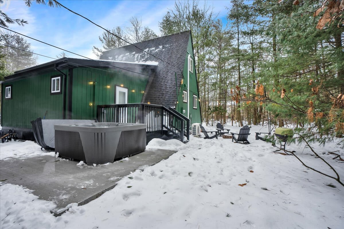 Enchanted A-Frame Cabin | Hot Tub | Firepit