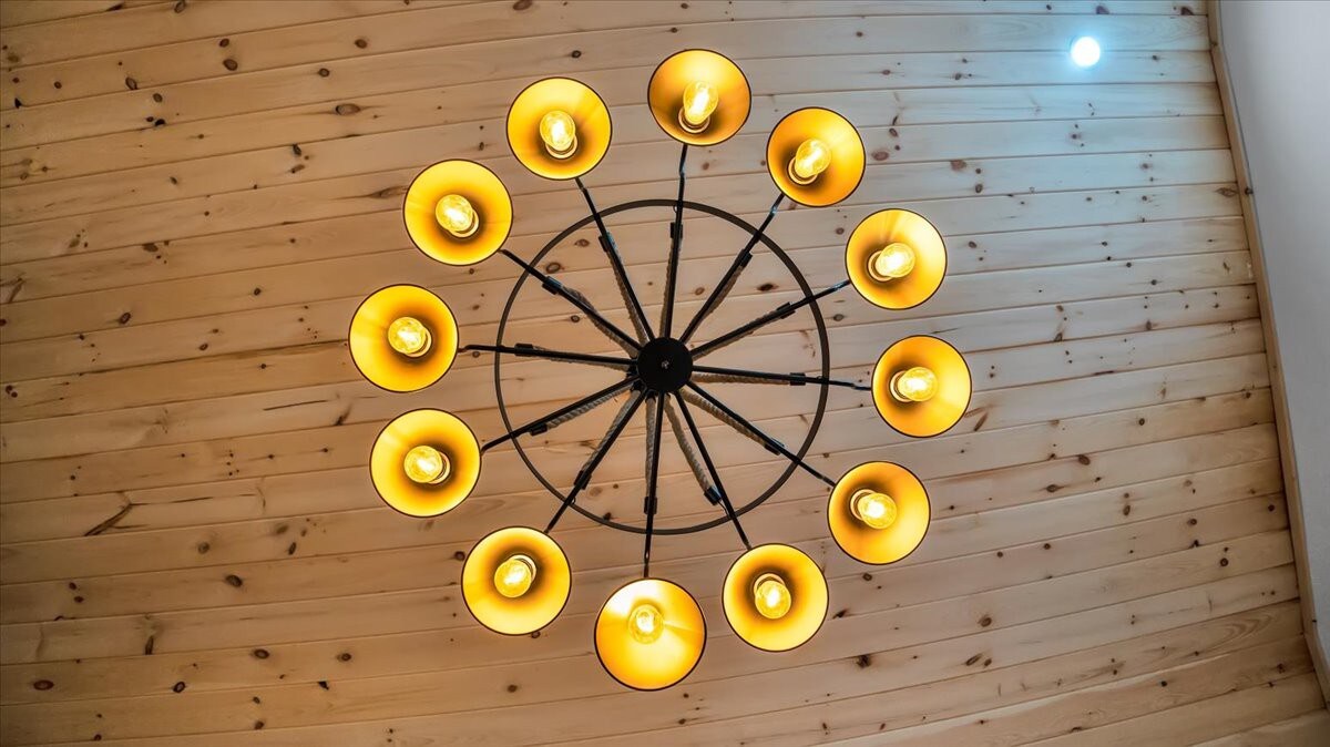 Pocono Modern Vaulted Pine | Firepits | Pickleball