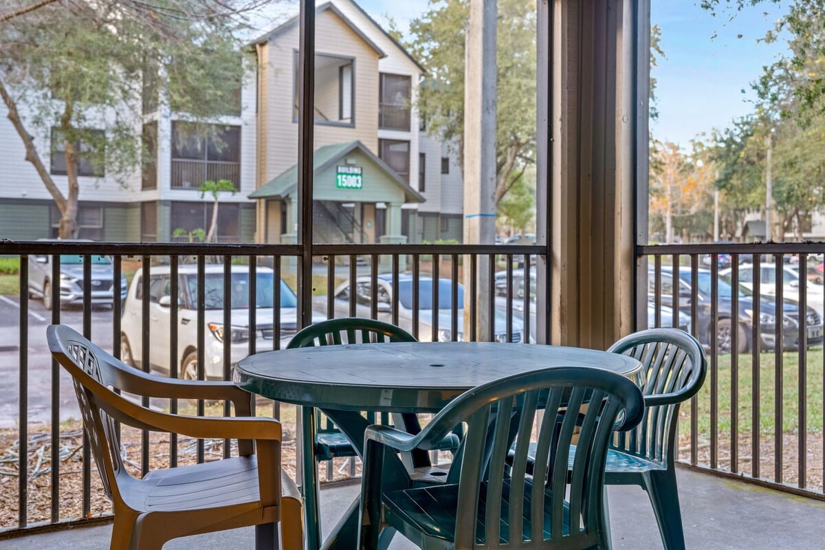 Family home w/pool, patio & gym