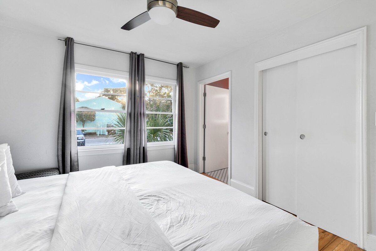 Cottage Beach House at Holiday Shores | Photo 5