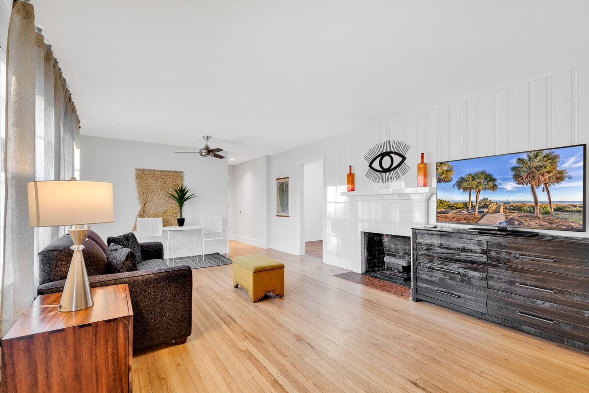 Cottage Beach House at Holiday Shores | Photo 17