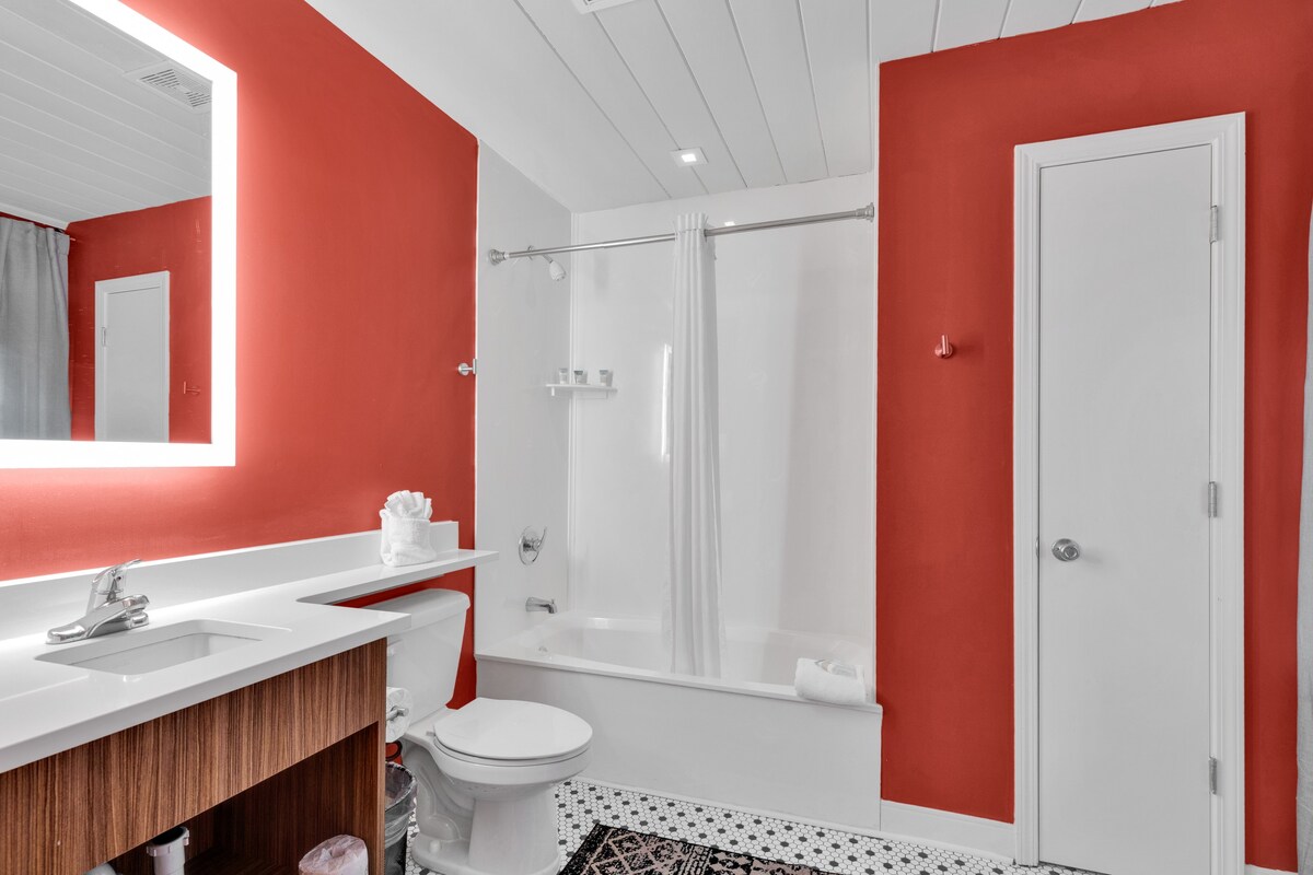 Cottage Beach House at Holiday Shores | Photo 26