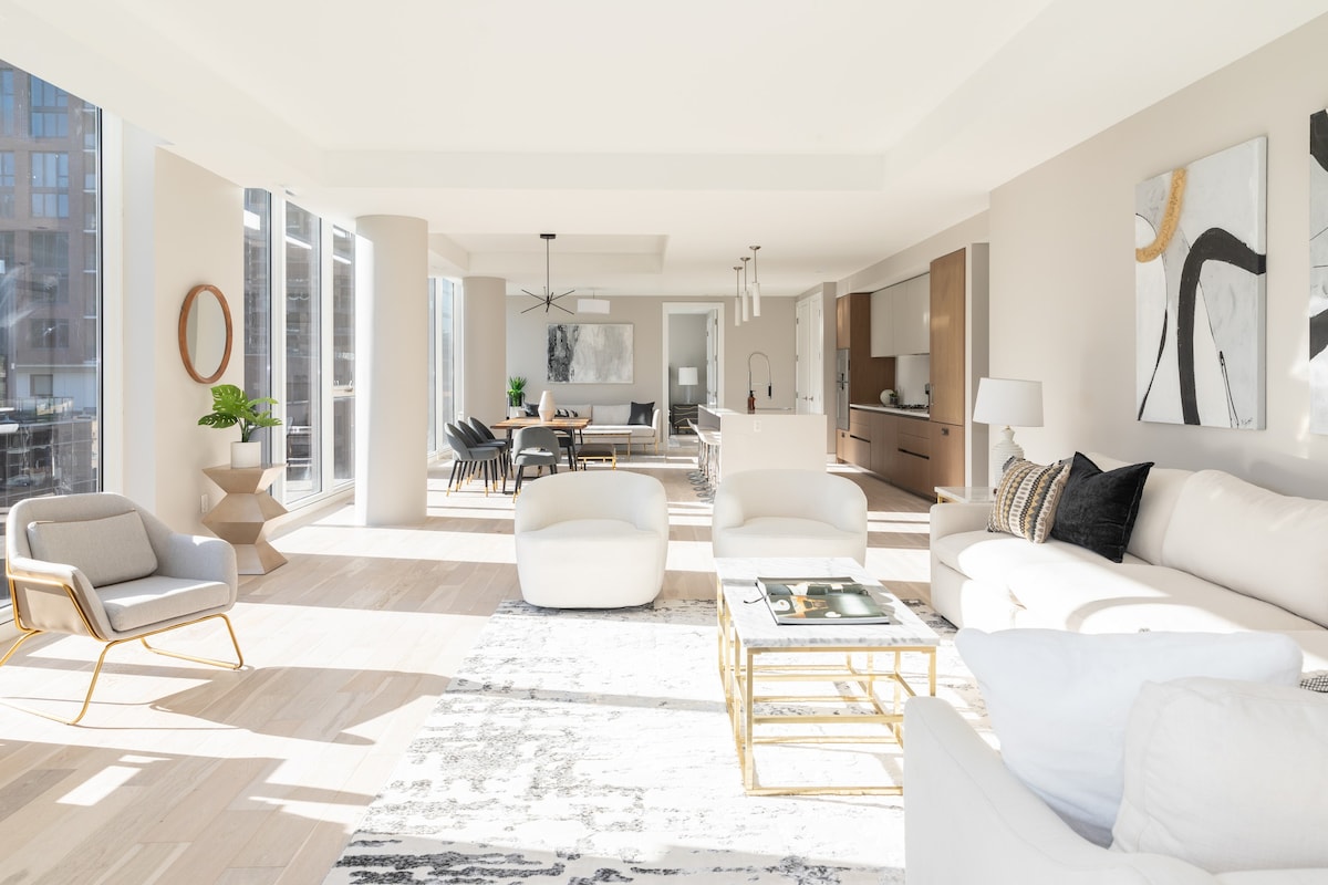 Luxury Loft Collection COMBO 01/03 | Terrace — Chicago, IL — vacation rental