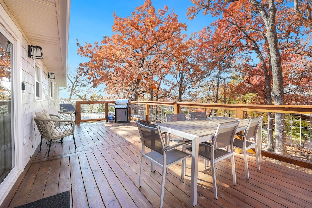 Midtown Modern - 5 Min to Downtown-Large Game Room 4