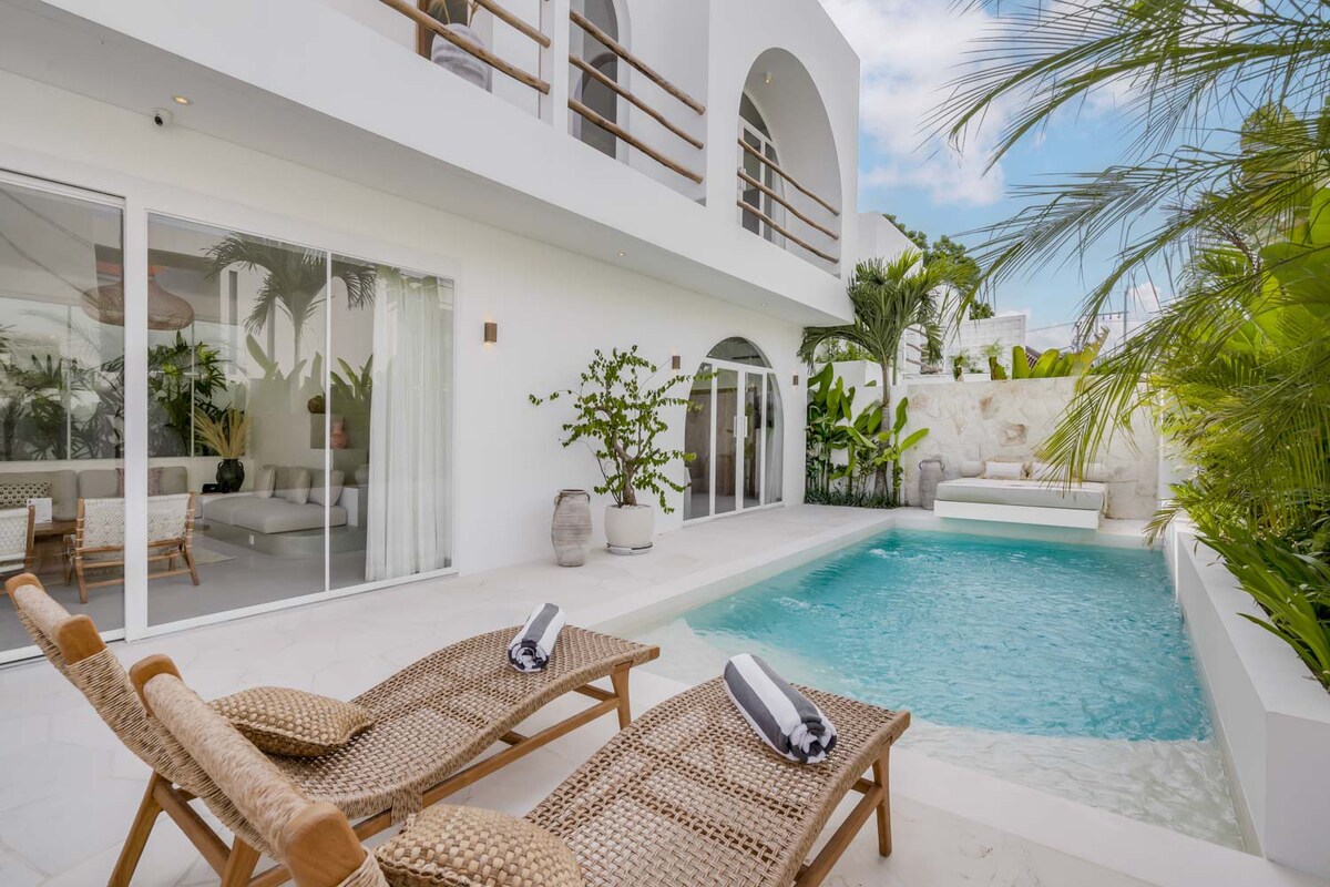 Las Casas 2 - Tranquil Oasis 3BR Villa in Canggu — Canggu, Bali — vacation rental