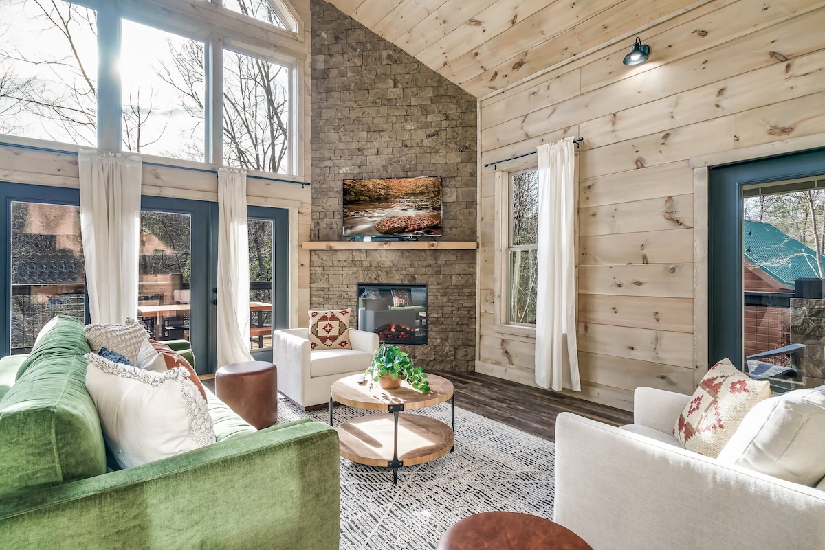 1650 Lake Drive – photo 1