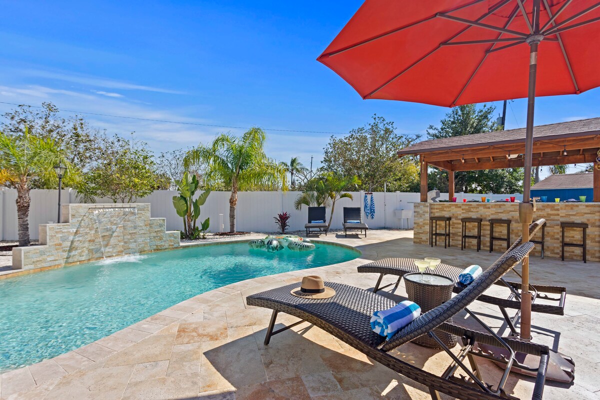 New! Amazing Heated Pool, 12 min to Beach & IMG — Bradenton, FL — vacation rental