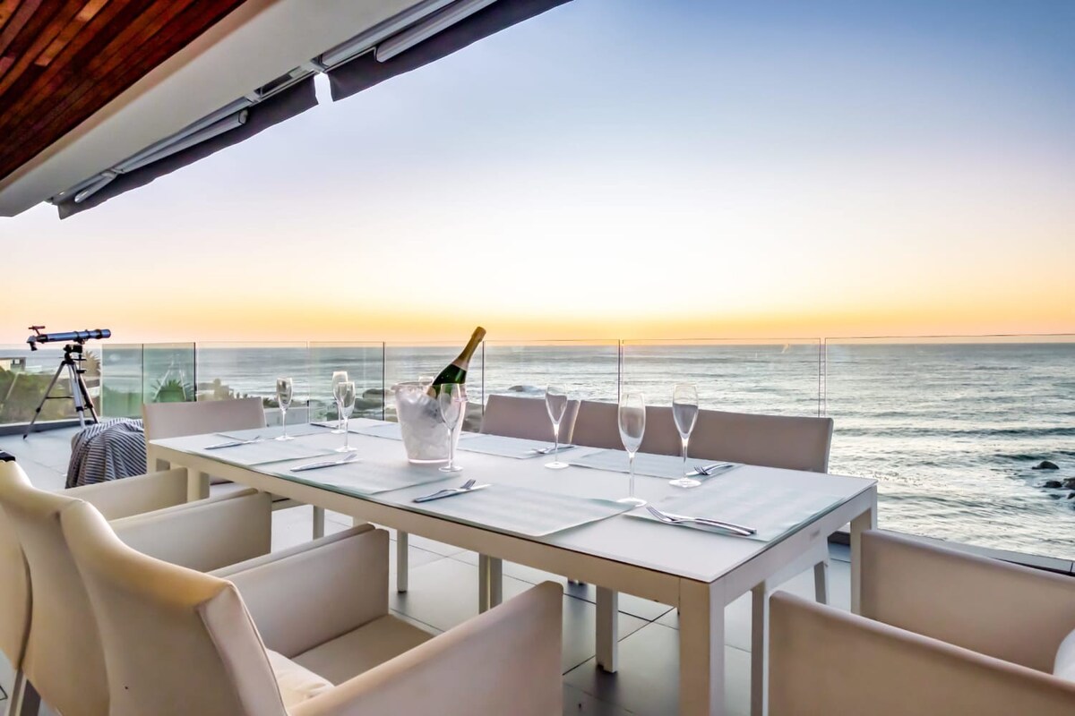 Stylish Penthouse w Private Pool and Parking Houghton Penthouse 6
