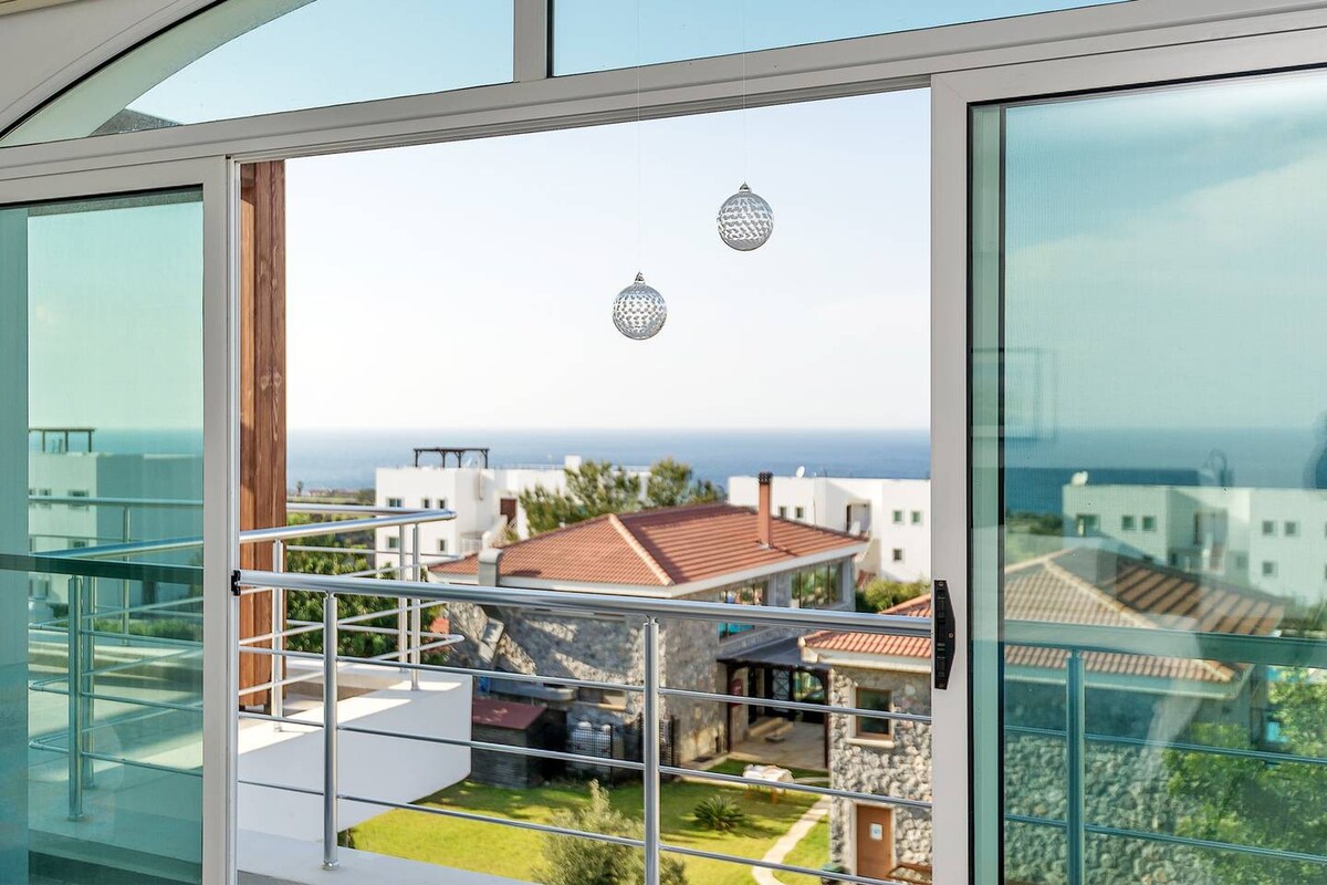 View 8
