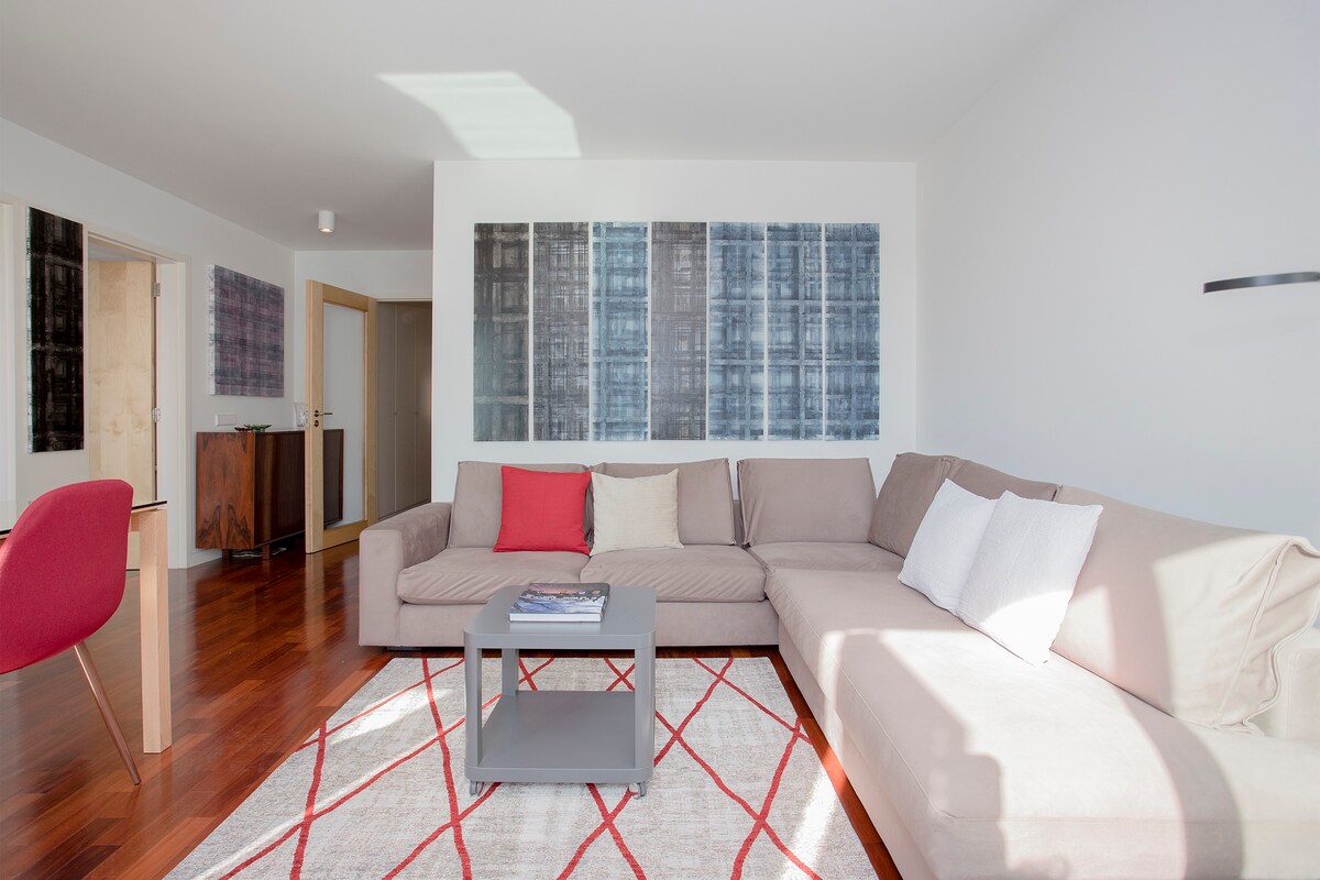 Liiiving in Porto | Bright Light Apartment — Porto, Porto — vacation rental