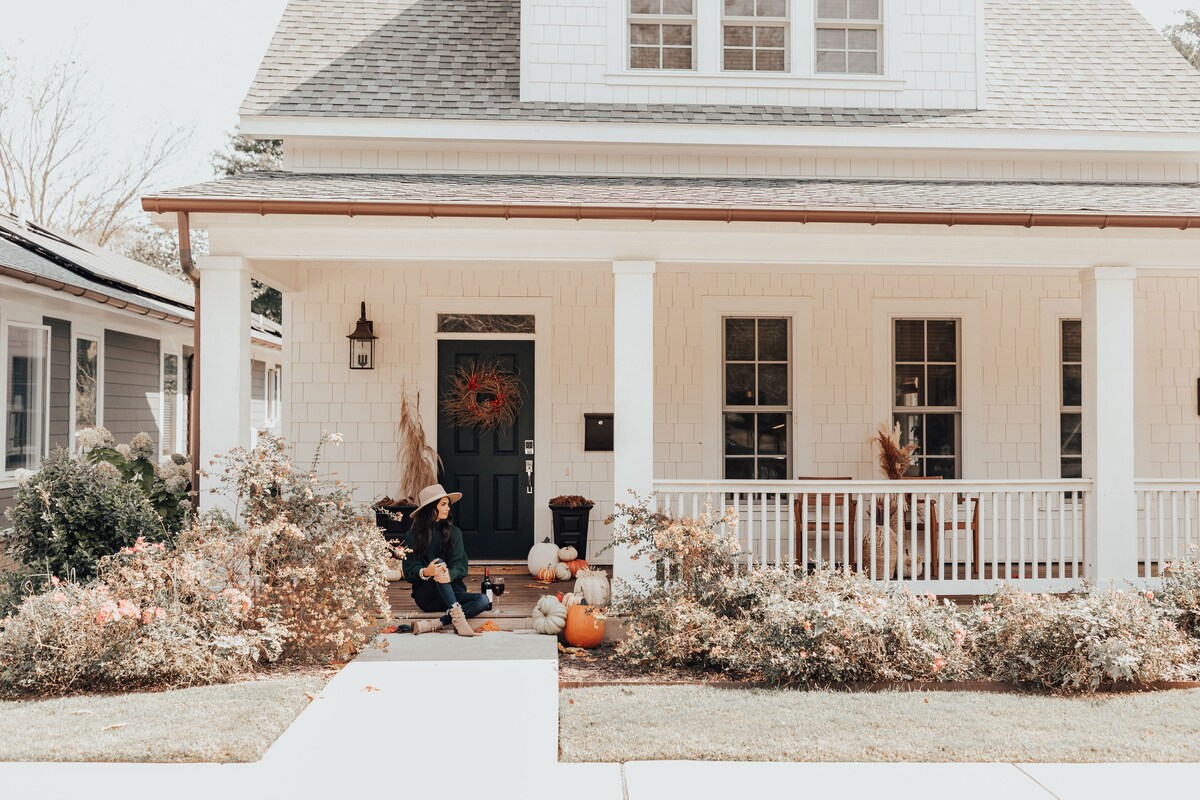 The SoFay Farmhouse - 1 mi From U of A 2