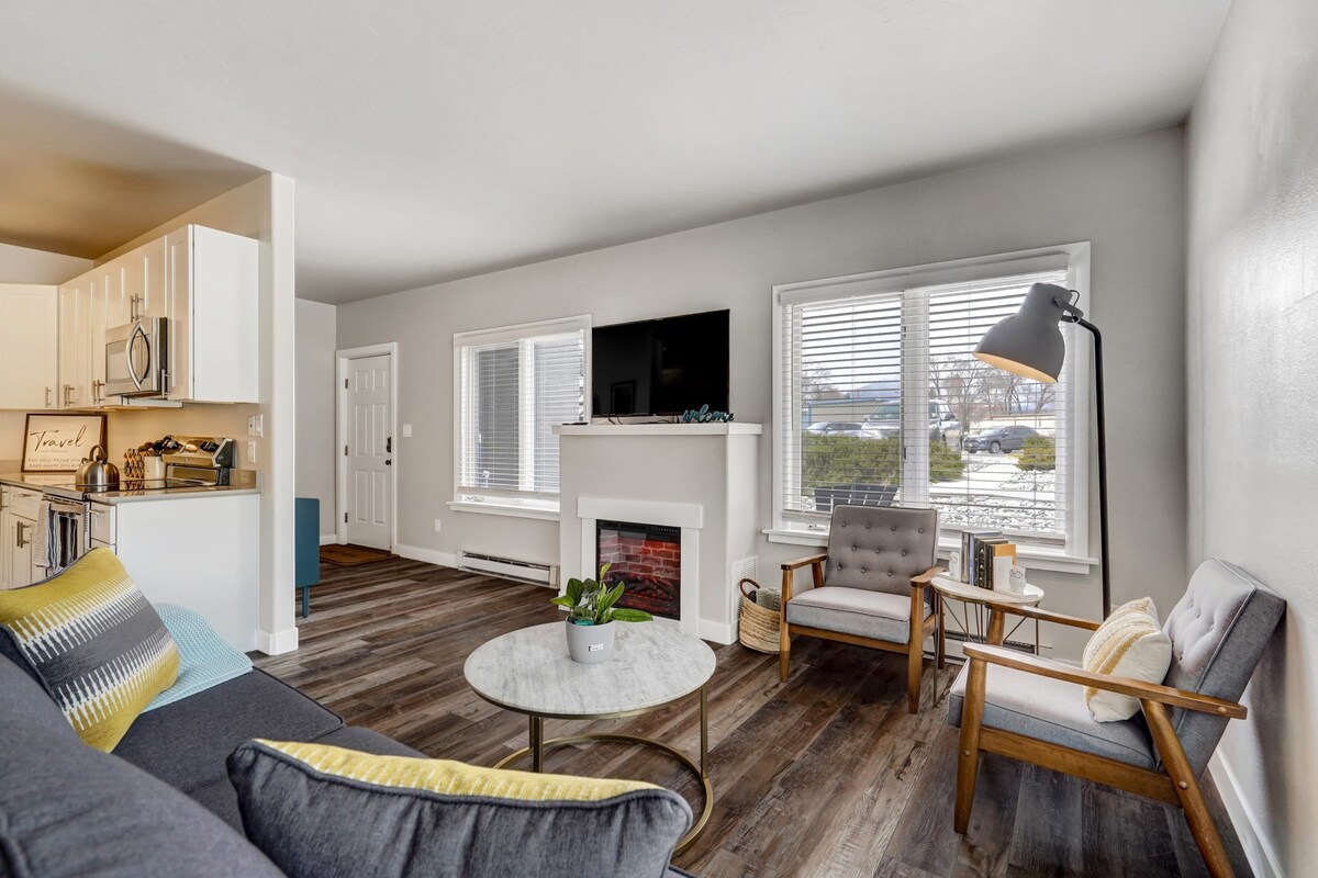 Coyote Condo! Pet Friendly with Sweeping Views! — Buena Vista, CO — vacation rental