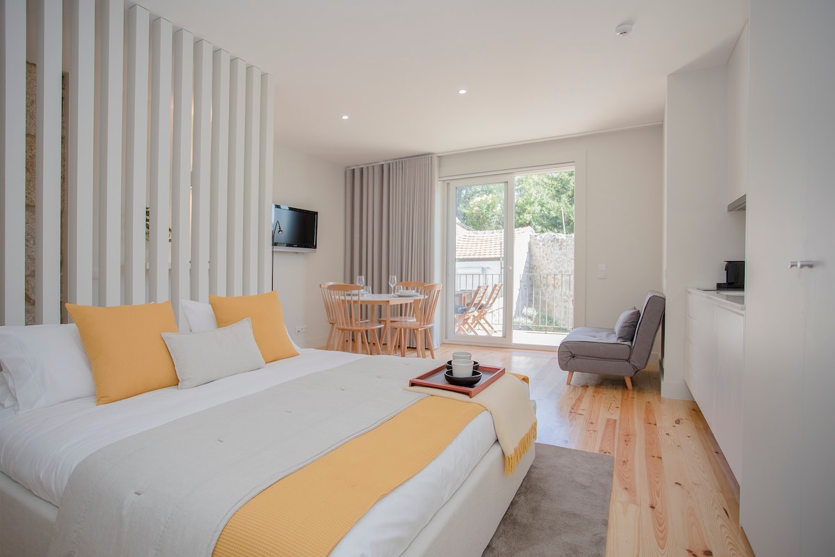 Liiiving in Porto | Charming Downtown Delight I — Porto, Porto — vacation rental