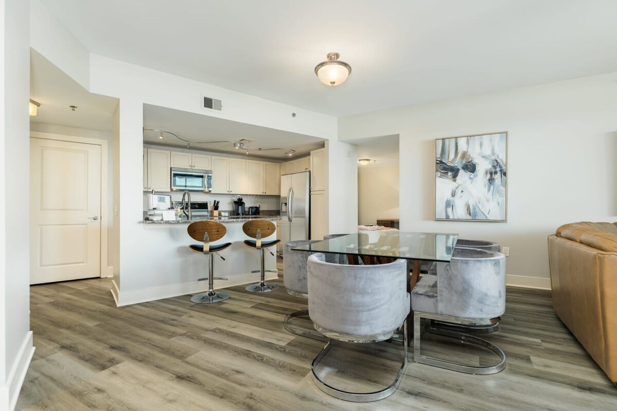 Wake to the Waves Luxurious Condo Overlooking Gulf 304 9