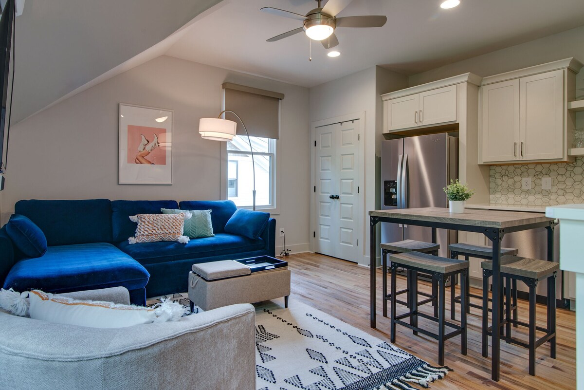 Nashville Townhouse: Walk to Food, Near Downtown! — Nashville, TN — vacation rental