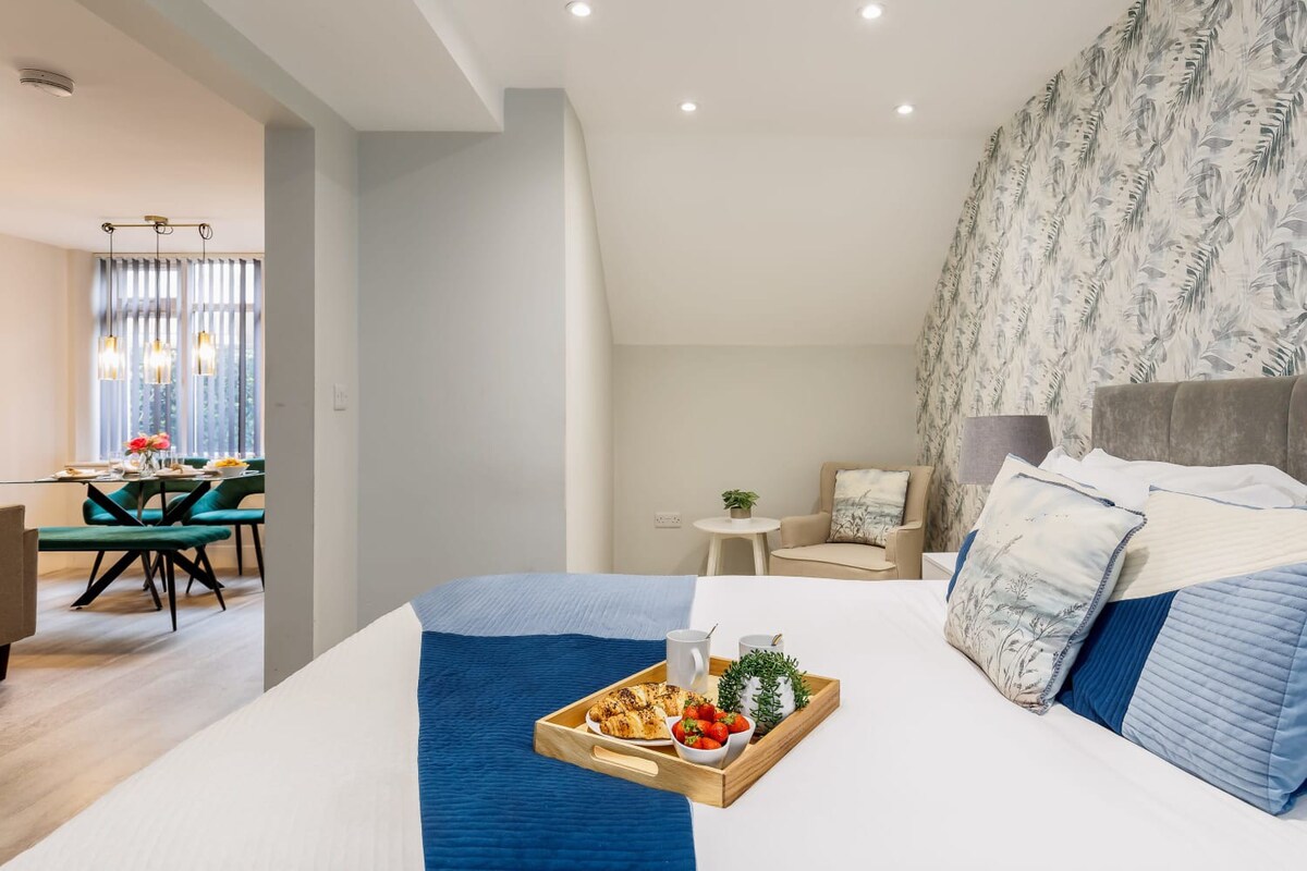 Delightful 1-Bed Studio; Free Parking & Near Beach