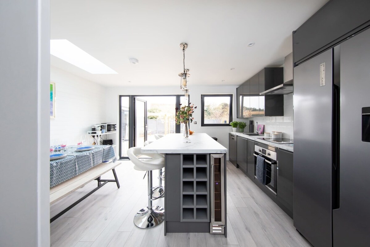 Stack your favorite bottles of wine!