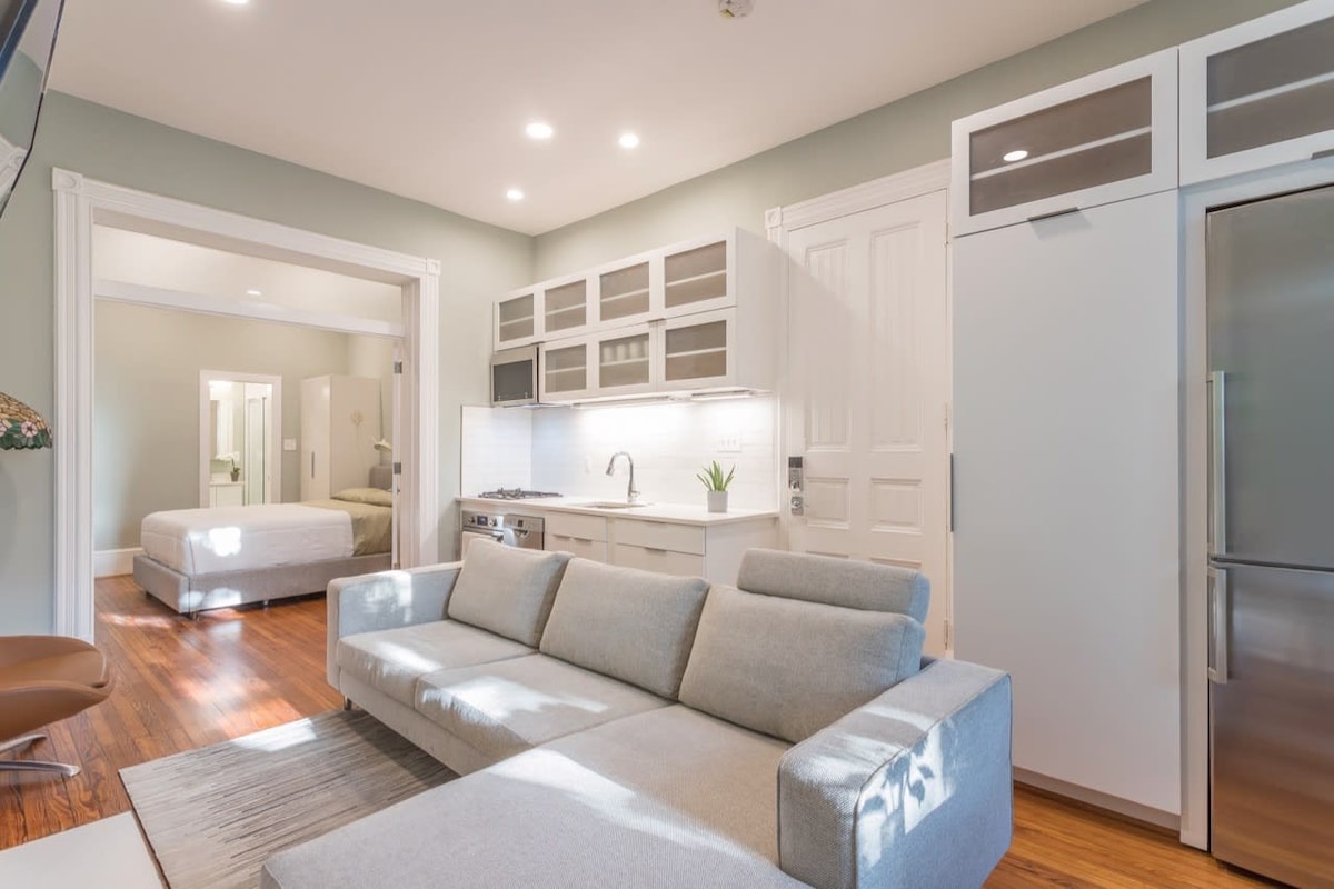 Sojourn Chic Boutique DuPont Living — District of Columbia, DC — vacation rental