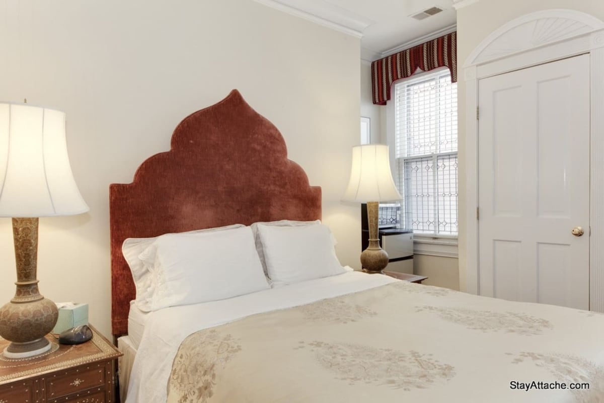 Historic DuPont Circle Inn ~ Moroccan Room — District of Columbia, DC — vacation rental