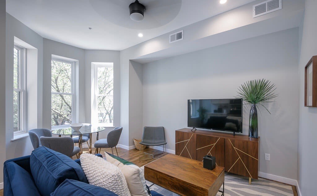 Sojourn on 17th | Pets Welcome | #201