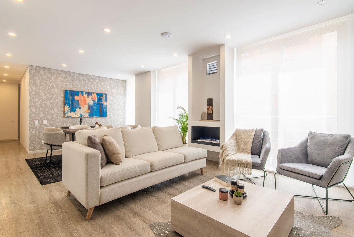 Cloud9|Cozy apt @Santa Barbara|The Azurite